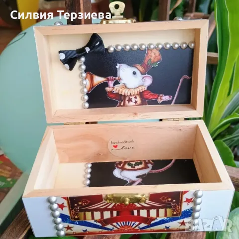 Ръчно изработена дървена кутия Цирк + вътрешна декорация , снимка 4 - Декорация за дома - 50288024