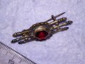СТАРИННА СКЪПОЦЕННА ПОСРЕБРЕНА АЖУРНА РЕТРО БРОШКА с ЮВЕЛИРНО РЪЧНО ФАСЕТИРАН КАМЪК ГРАНАТ 38599, снимка 17