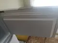 Хладилник Indezit за части, снимка 2