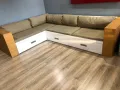 Масивен диван с допълнително място за съхранение на багаж, снимка 1