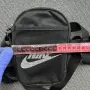 Оригинална Nike Малка Чантичка Черна През Рамо, снимка 6