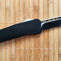 Автоматичен нож Microtech / модел Р1 /, снимка 3 - Ножове - 37169609