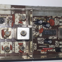 Стара електронна платка в метална кутия с дупки, снимка 7 - Друга електроника - 44841393