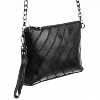 Модерна дамска чанта от ест. к. в елегантен дизайн с метлна дръжка за рамо тип синдцир 32/20см, снимка 1 - Чанти - 44743283