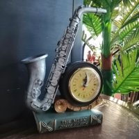 Сувенир саксофон с часовник на батерия , снимка 3 - Декорация за дома - 38772245