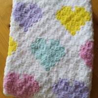 Ръчно плетено бебешко одеяло , снимка 3 - Спално бельо и завивки - 34067486