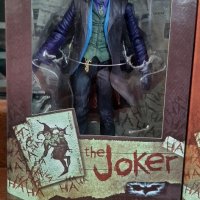 Екшън фигура на Joker(Жокер) Хийт Леджър, нови, снимка 2 - Колекции - 41824281