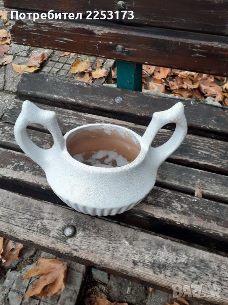 Соц.керамична ваза,боядисана в бяло, снимка 1