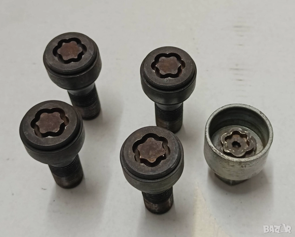 BMW oригинален комплект секретни болтове М14 x 1,25 х 25 мм, снимка 1