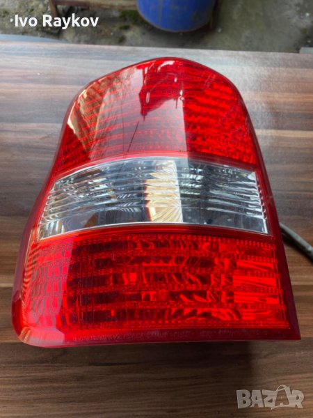 Ляв и десен стоп за Kia Carnival 2005г, снимка 1