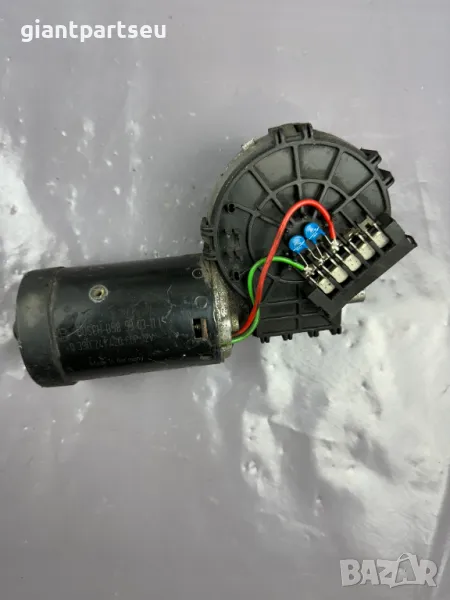 Мотор Чистачка за Мерцедес Mercedes-benz W210 0390241420, снимка 1