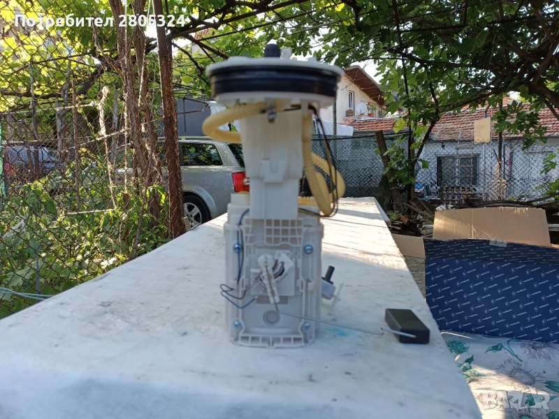 Бензинова помпа Pierburg, снимка 1