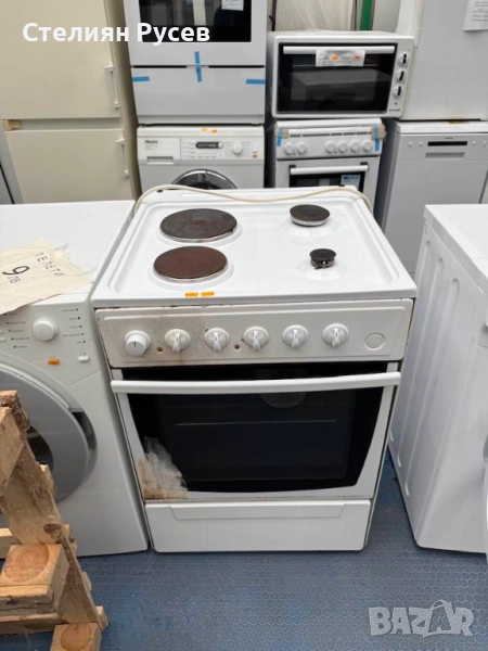 101088  свободностояща печка с фурна с газови котлони - цена 150лв или 76,69 евро     b   i - фурна , снимка 1