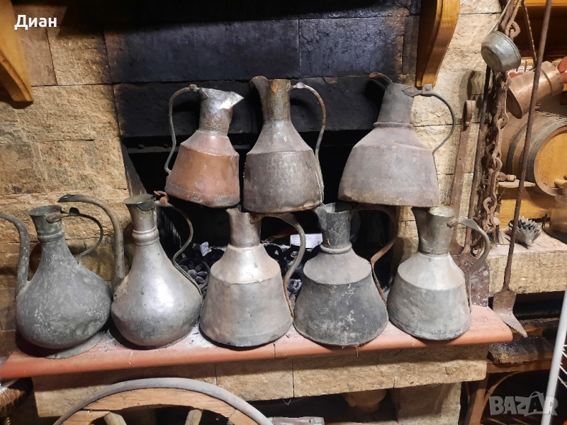 стари медни бъкърени ибрици,ибрик,гюм,кани, снимка 1