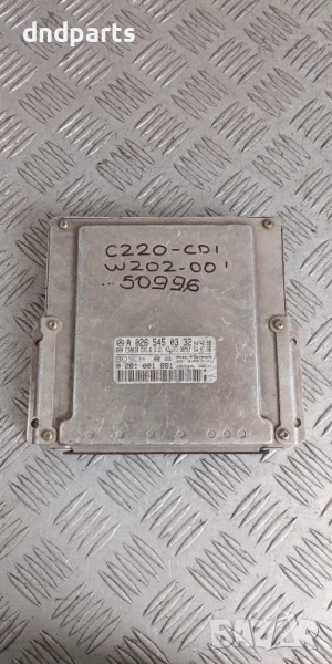 Компютър Mercedes C220 CDI W202 2000г. A0265450332 0281001881 , снимка 1