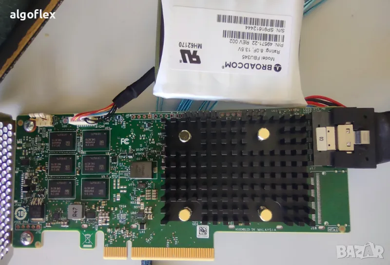 RAID контролер MegaRAID 9560-8i PCIe Gen4 Tri-Mode 4GB SAS2 SATA3 NVMe U.2 U.3 RAID,JBOD, снимка 1