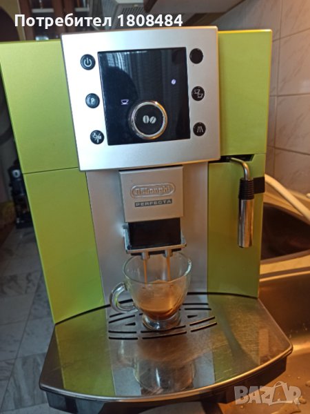 Кафеавтомат Делонги Перфекта, работи отлично и прави хубаво кафе с каймак , снимка 1