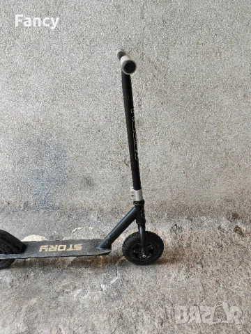 Голяма тротинетка с помпещи се гуми , снимка 6 - Велосипеди - 48220052