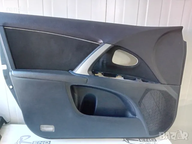 67778-05040 Предна лява кора врата Toyota Avensis Station Wagon T27 Face 2012-2015