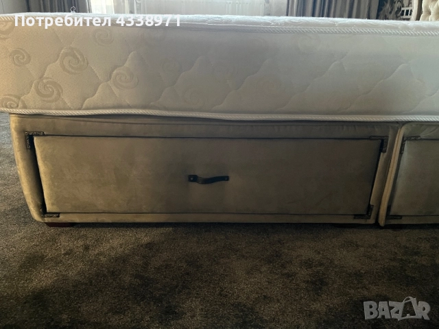 Спалня, снимка 4 - Спални и легла - 52572480