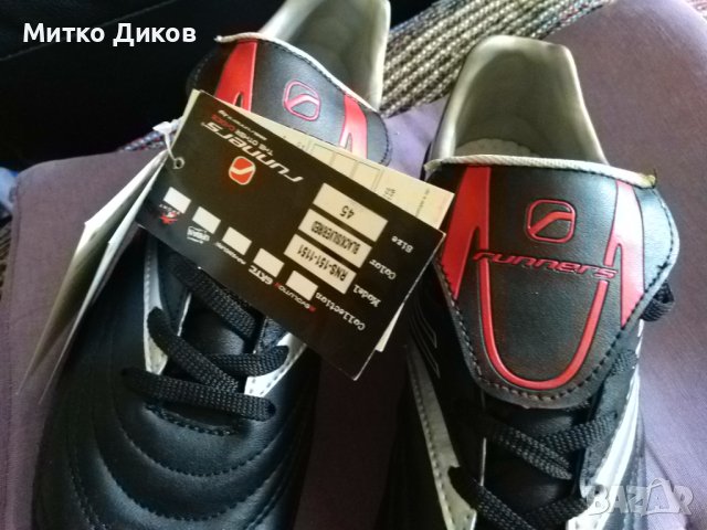 Runners футболни бутонки маратонки чисто нови №45, снимка 2 - Футбол - 40430677