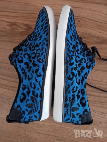 Adidas оригинални дамски UK 38 2/3, снимка 3 - Маратонки - 51448155