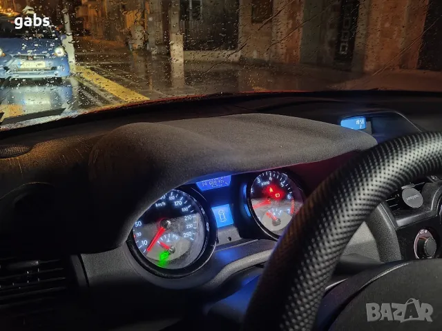 Меган 2 тапицирана конзола километраж, снимка 2 - Части - 49172276