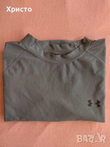 Вталена блузка Under Armour , снимка 3 - Спортни дрехи, екипи - 44791619