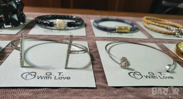 Дамски гривни , снимка 5 - Гривни - 50125339