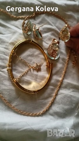 Лот бижута + часовник, снимка 3 - Бижутерийни комплекти - 41818974