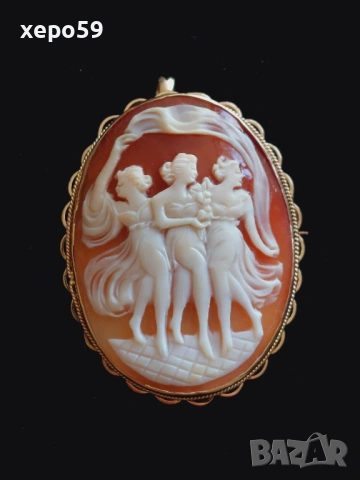 Прекрасен златен викториански медальон(камея)Три грации,злато375.