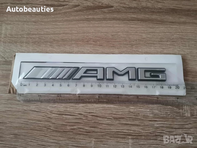 Mercedes Benz AMG сребриста емблема с черен кант, снимка 2 - Аксесоари и консумативи - 51878347