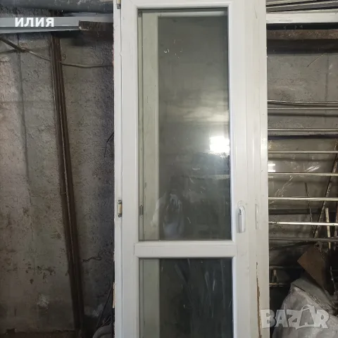 Продавам два броя Пвц балконски врати