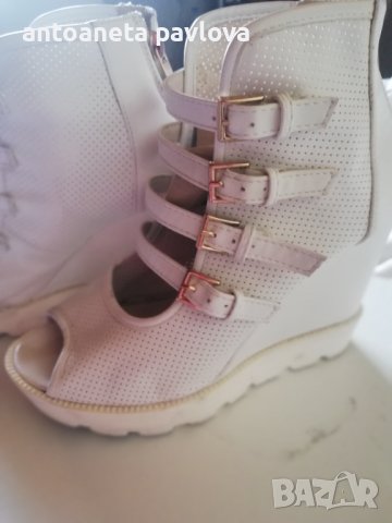 Бели сандали на платформа , снимка 1