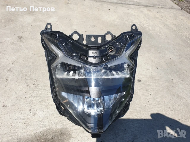 Фар Honda Hornet 750