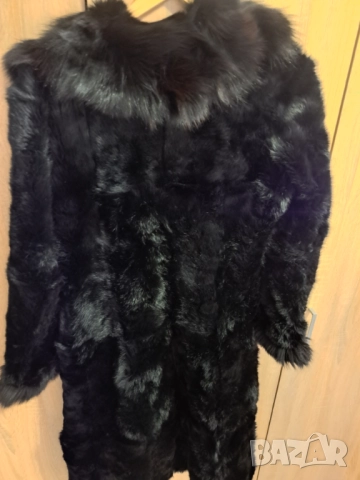 Черно палто от лисица М , Л ., снимка 2 - Палта, манта - 52107544