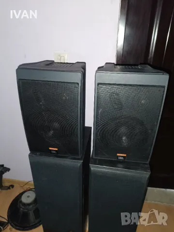 Продавам тонколони jbl control 5