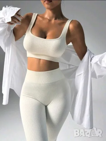 Сет бюстие и клин за спорт йога или ежедневие
По етикет М
Става за С и М
Еластичен
, снимка 2 - Клинове - 49936362