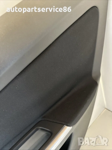 Черна облицовка на задна лява врата за Volvo XC60 (2011) 30766413, снимка 2 - Части - 53741935