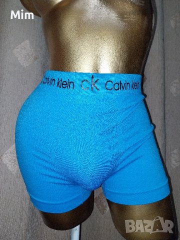 Calvin Klein XL/XXL Светло син безшевен мъжка боксер , снимка 2 - Бельо - 42361569