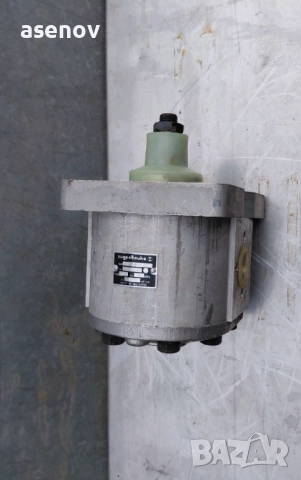 хидравлична помпа А95Х, снимка 2 - Други машини и части - 52157053