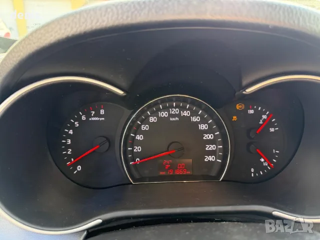 KIA SORENTO 2.4GDI, снимка 10 - Автомобили и джипове - 56216317