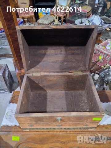 СТАРО САНДЪЧЕ С БРОНЗОВ ОБКОВ , снимка 2 - Антикварни и старинни предмети - 52845309