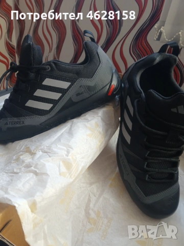 Продавам adidas terrex 42 номер.