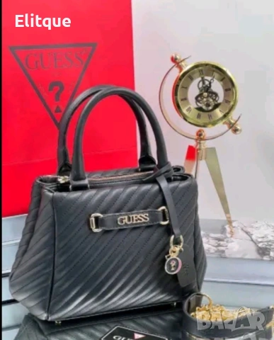 чанти Guess , снимка 9 - Чанти - 53087845