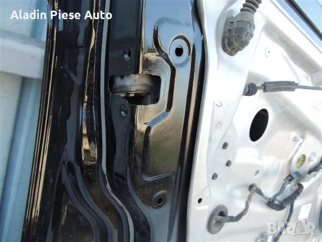 Предна лява врата Mercedes C-Class W204 година 2007 2008 2009 2010 2011 2012 2013 2014 , снимка 5 - Аксесоари и консумативи - 50439860