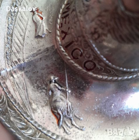 Мексиканса декоративна сребърна шапка, снимка 4 - Антикварни и старинни предмети - 41183012