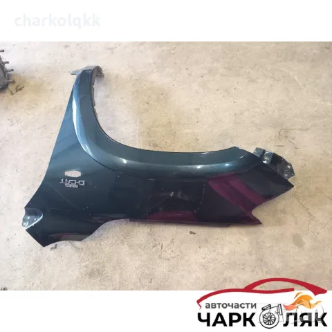 Калник ляв Тойота Рав4 2.2дкат (тъмно зелен металик), снимка 4 - Части - 47876169