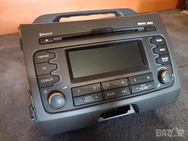 CD-MP3-Радио за Kia Sportage, снимка 3 - Аксесоари и консумативи - 52076483