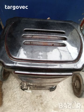 Чугунена емайлирана печка, снимка 2 - Антикварни и старинни предмети - 39818182